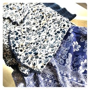 Francesca’s - Lot of 2 Blue Bottom Pieces